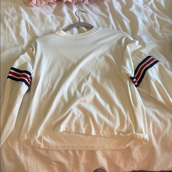 Brandy Melville Long Sleeve - Picture 2 of 2
